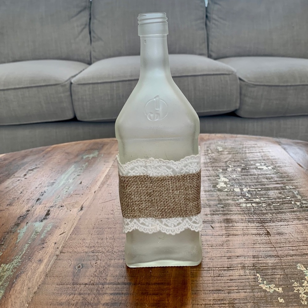 Vintage Frosted Bottle - Picture 3 of 3